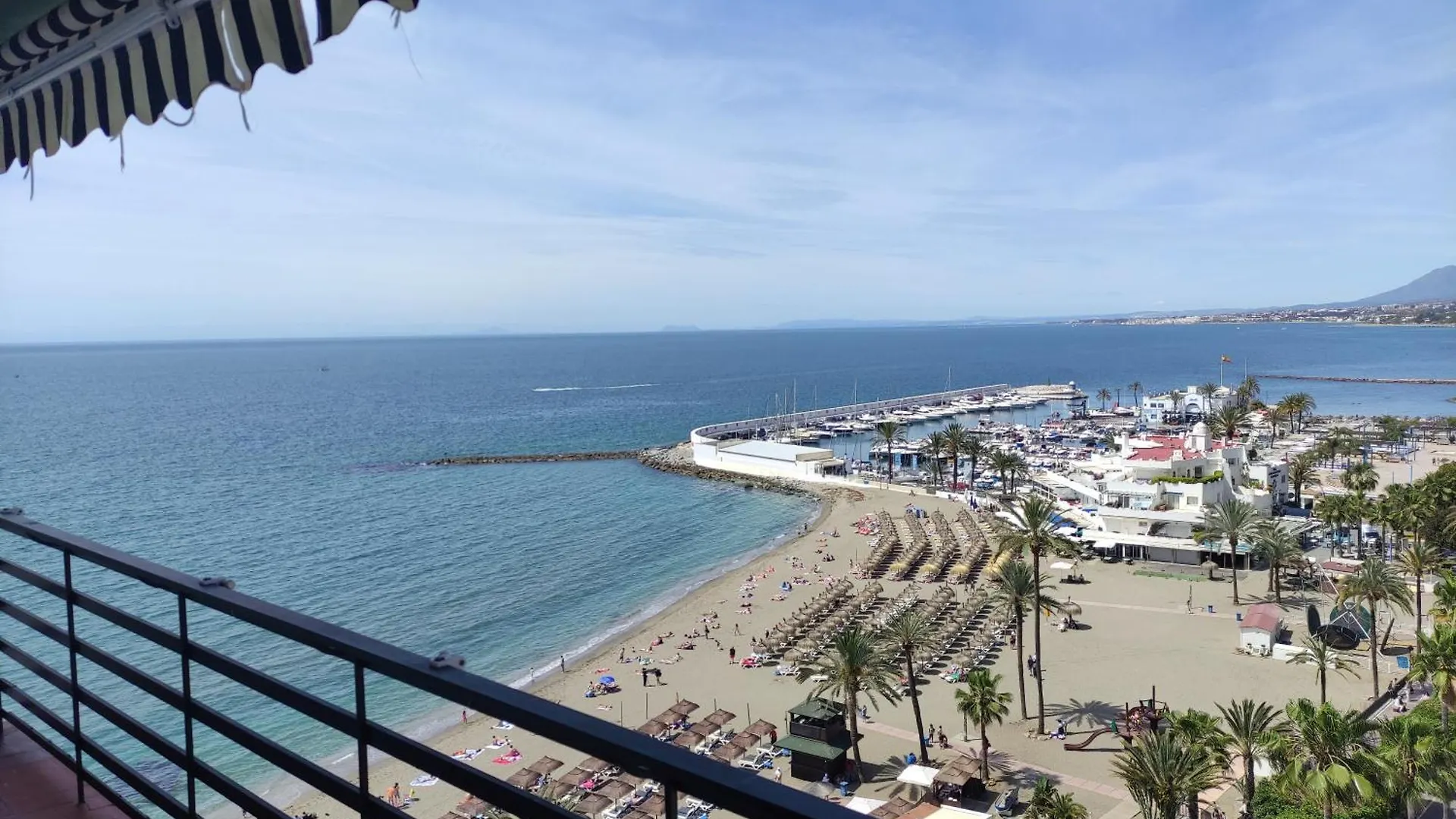 Apartment In Marbella First Line Beach Apto 9-5 Spain
